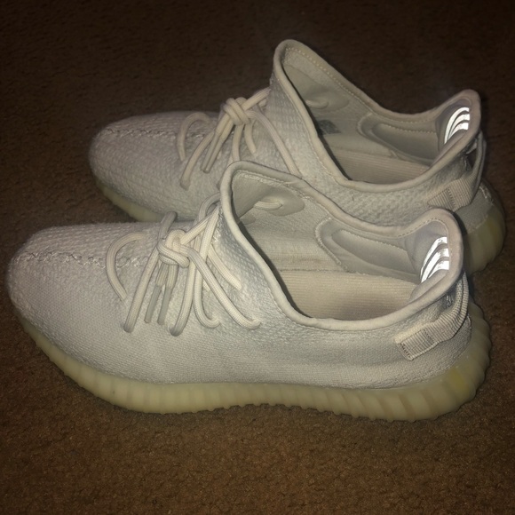 Yeezy Boost 350 “Triple White/ Cream White” - Picture 2 of 5